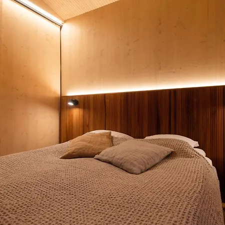 Kiilopaeae Kuru Saariselkae Lodge Lukkarinsaari